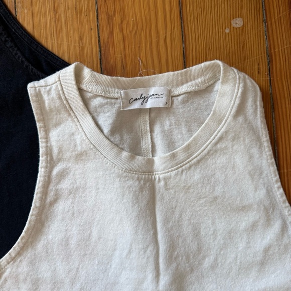Carly Jean Los Angeles Tank Top Bundle - Picture 4 of 4
